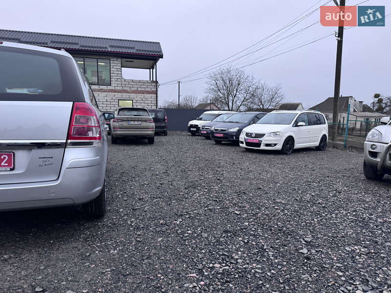 Мінівен Opel Zafira 2010 в Звенигородці