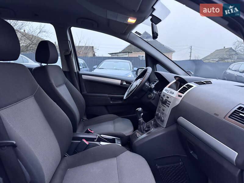 Мінівен Opel Zafira 2010 в Звенигородці