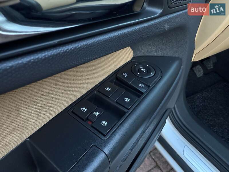 Минивэн Opel Zafira 2011 в Стрые