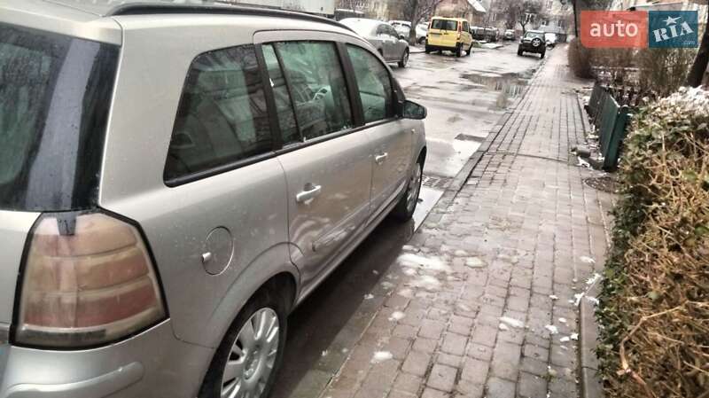 Минивэн Opel Zafira 2007 в Ивано-Франковске фото 8 Минивэн Opel Zafira 2007 в Ивано-Франковске
