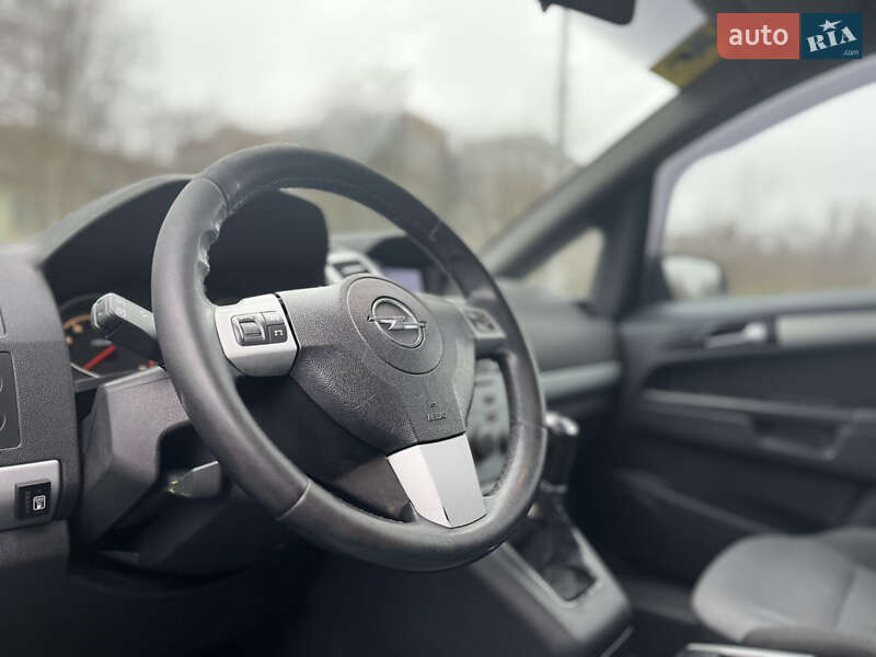 Минивэн Opel Zafira 2009 в Николаеве фото 7 Минивэн Opel Zafira 2009 в Николаеве