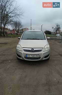 Минивэн Opel Zafira 2008 в Харькове