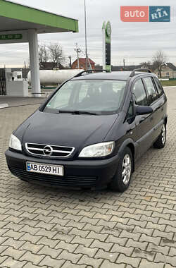 Минивэн Opel Zafira 2003 в Виннице