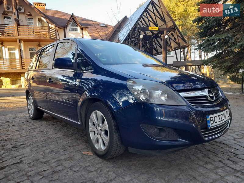 Opel Zafira 2010 Opel Zafira 2010