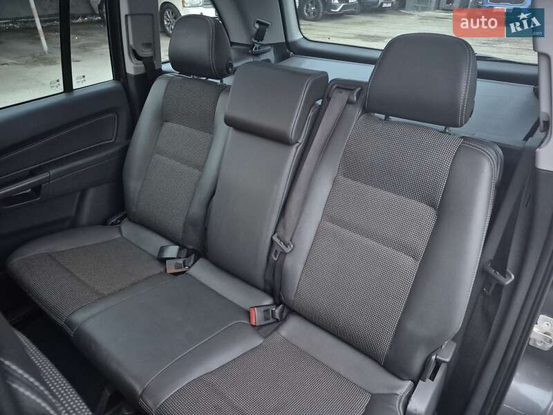 Минивэн Opel Zafira 2010 в Днепре