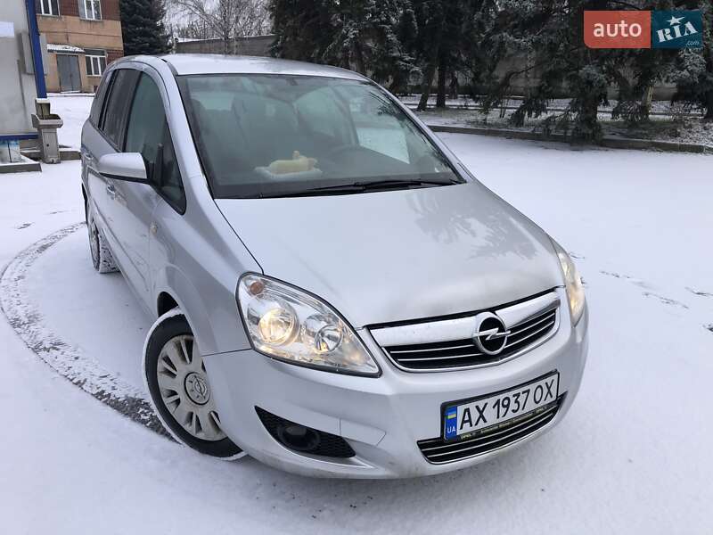 Opel Zafira 2008