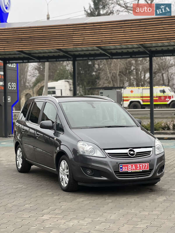 Мінівен Opel Zafira 2011 в Вінниці фото Мінівен Opel Zafira 2011 в Вінниці
