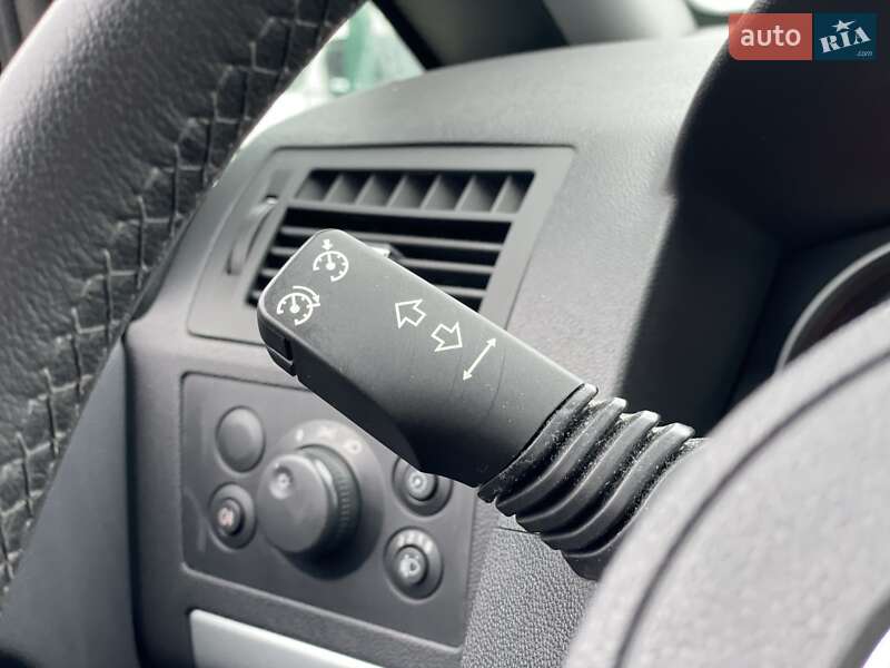 Минивэн Opel Zafira 2010 в Бердичеве фото 45 Минивэн Opel Zafira 2010 в Бердичеве