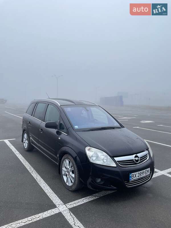 Минивэн Opel Zafira 2008 в Каменец-Подольском