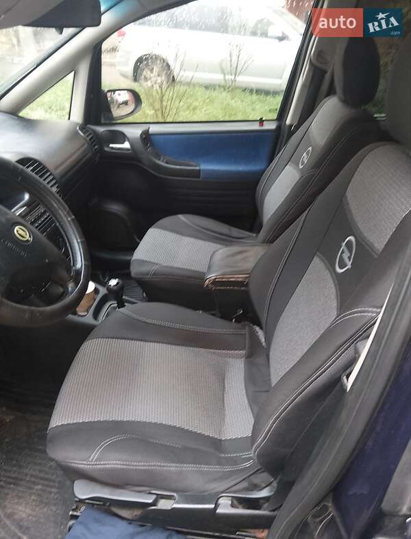 Минивэн Opel Zafira 1999 в Ивано-Франковске
