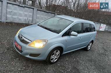 Минивэн Opel Zafira 2010 в Луцке