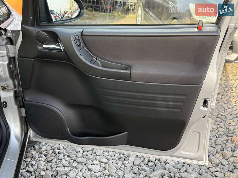 Мінівен Opel Zafira 2004 в Стрию