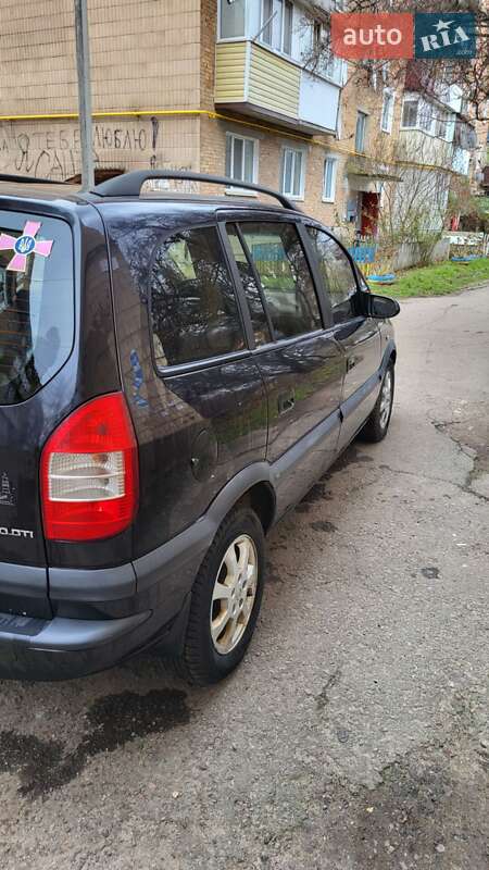 Мінівен Opel Zafira 2003 в Богуславі