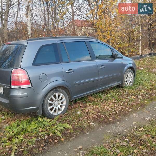 Мінівен Opel Zafira 2006 в Городку