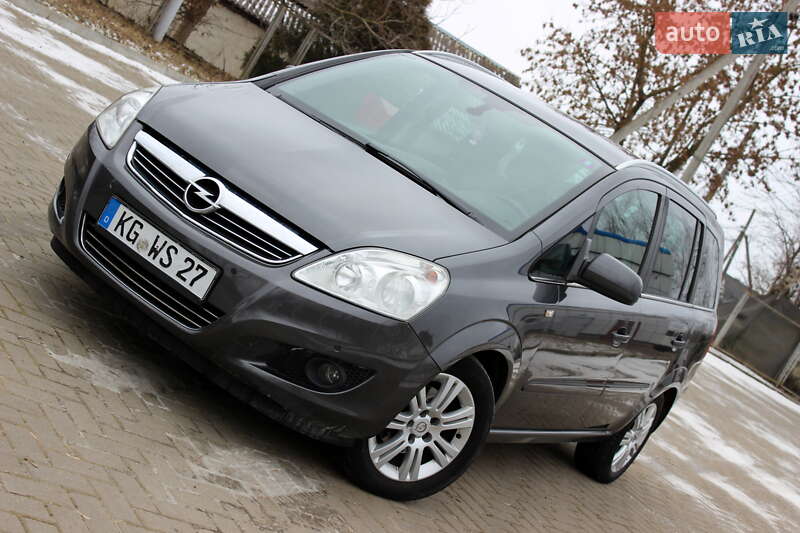 Мінівен Opel Zafira 2010 в Львові