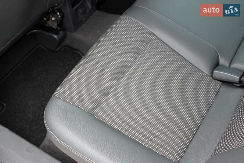 Мінівен Opel Zafira 2010 в Львові