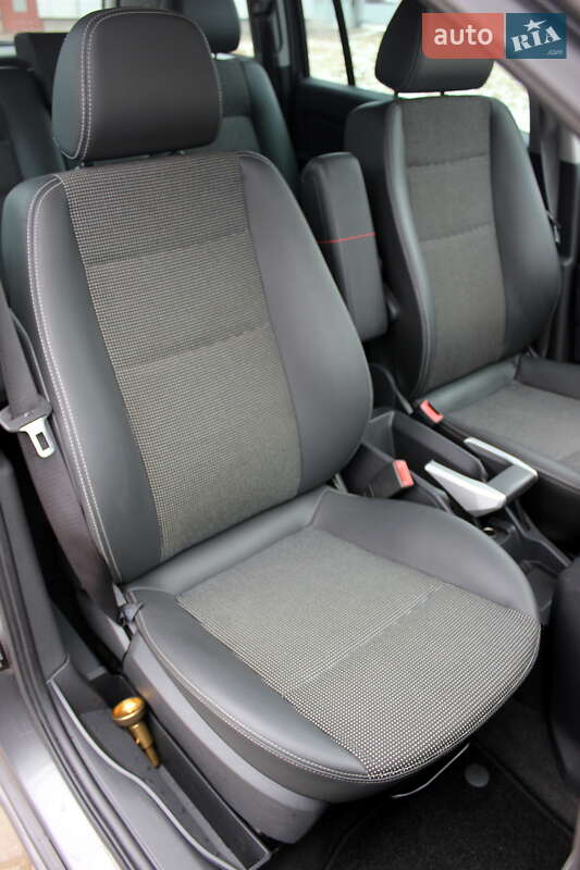 Мінівен Opel Zafira 2010 в Львові