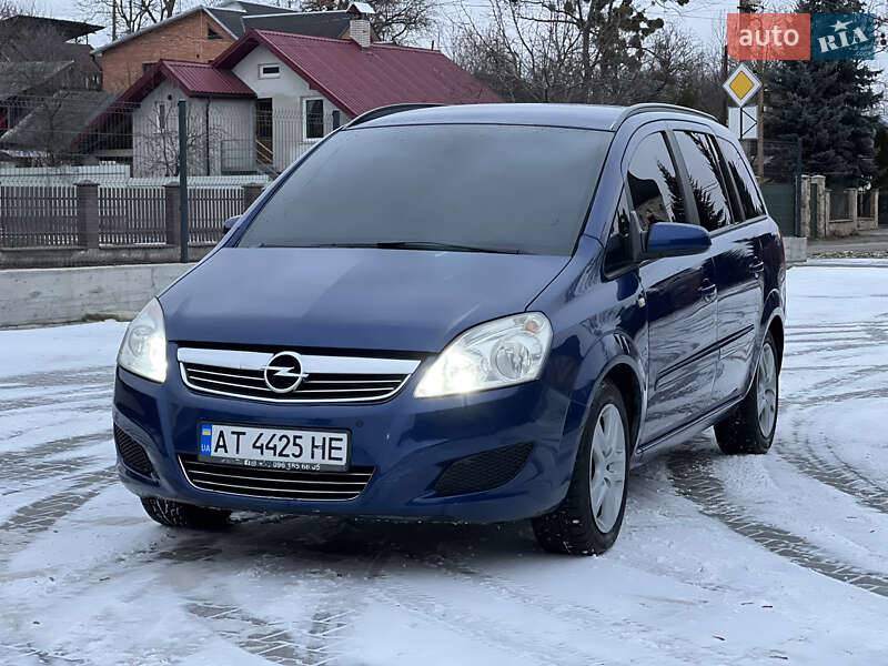 Мінівен Opel Zafira 2009 в Калуші фото 3 Мінівен Opel Zafira 2009 в Калуші
