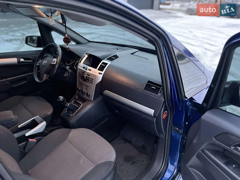 Мінівен Opel Zafira 2009 в Калуші фото 38 Мінівен Opel Zafira 2009 в Калуші
