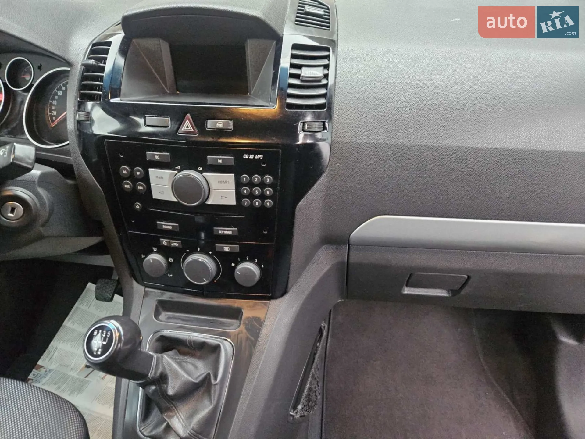 2010 Opel Zafira - мініатюра 18