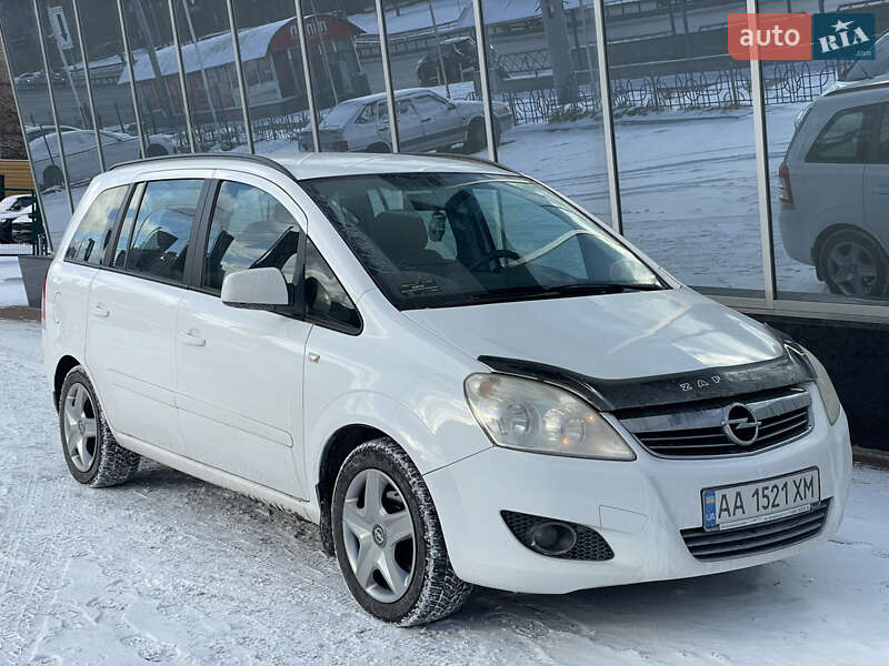 Opel Zafira 2012 Opel Zafira 2012