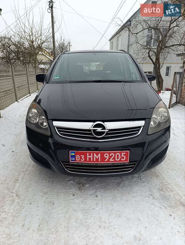 Минивэн Opel Zafira 2009 в Луцке фото 2 Минивэн Opel Zafira 2009 в Луцке