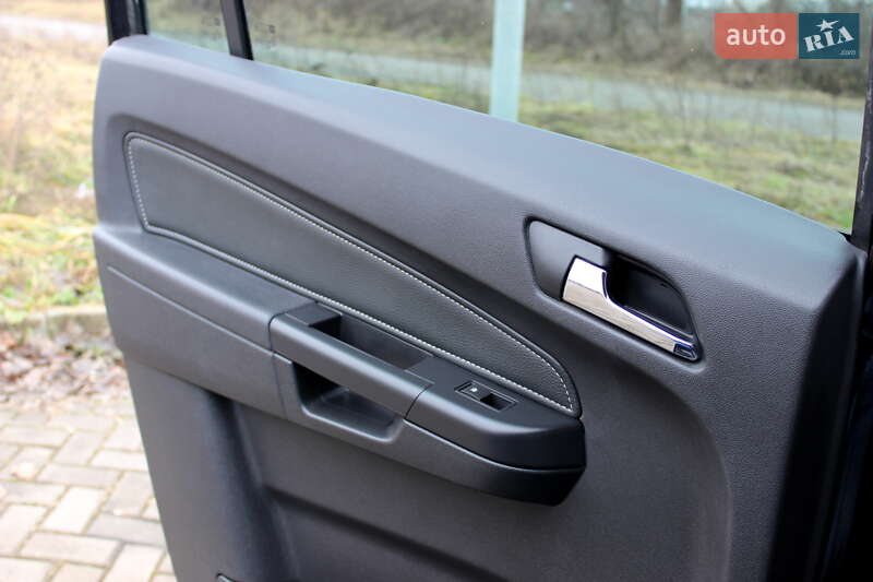 Мінівен Opel Zafira 2011 в Самборі