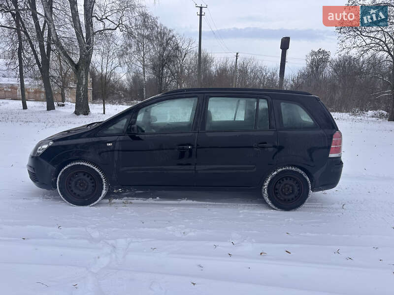 Минивэн Opel Zafira 2006 в Бобровице