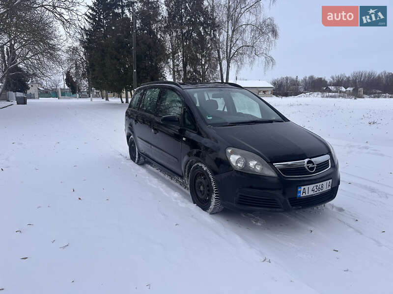 Минивэн Opel Zafira 2006 в Бобровице