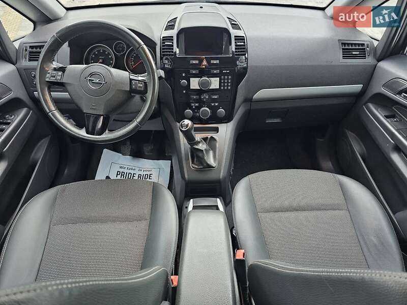 Мінівен Opel Zafira 2010 в Львові