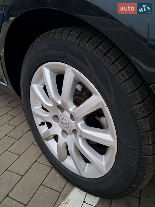 Минивэн Opel Zafira 2007 в Прилуках