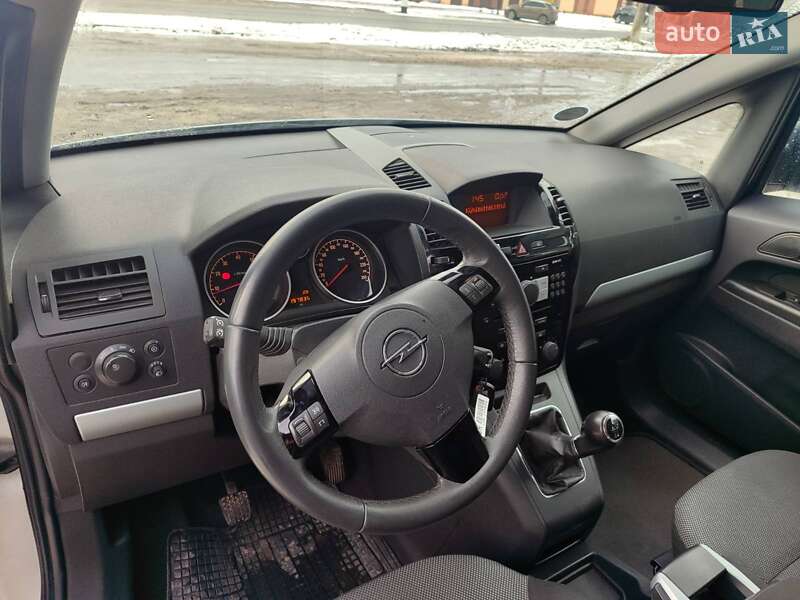 Минивэн Opel Zafira 2010 в Белой Церкви фото 28 Минивэн Opel Zafira 2010 в Белой Церкви