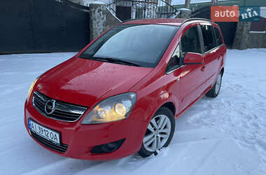Мінівен Opel Zafira 2011 в Радомишлі