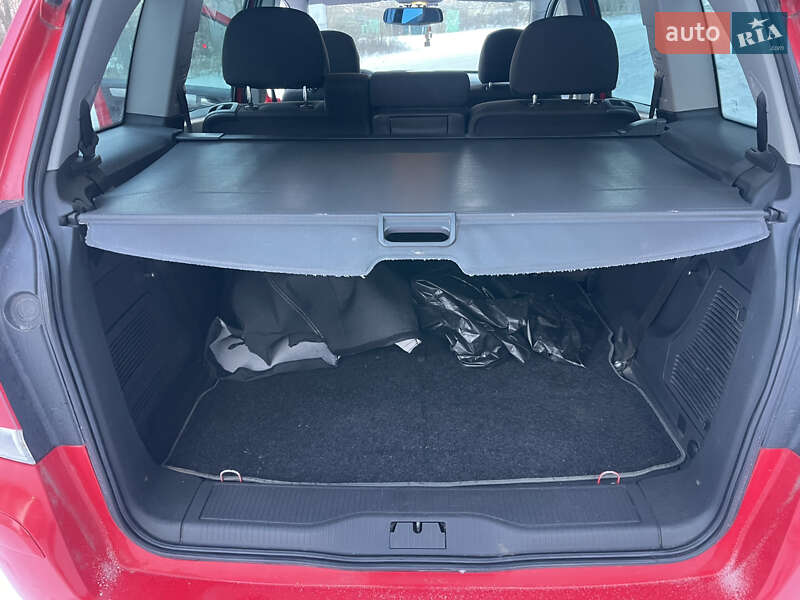 Мінівен Opel Zafira 2011 в Радомишлі