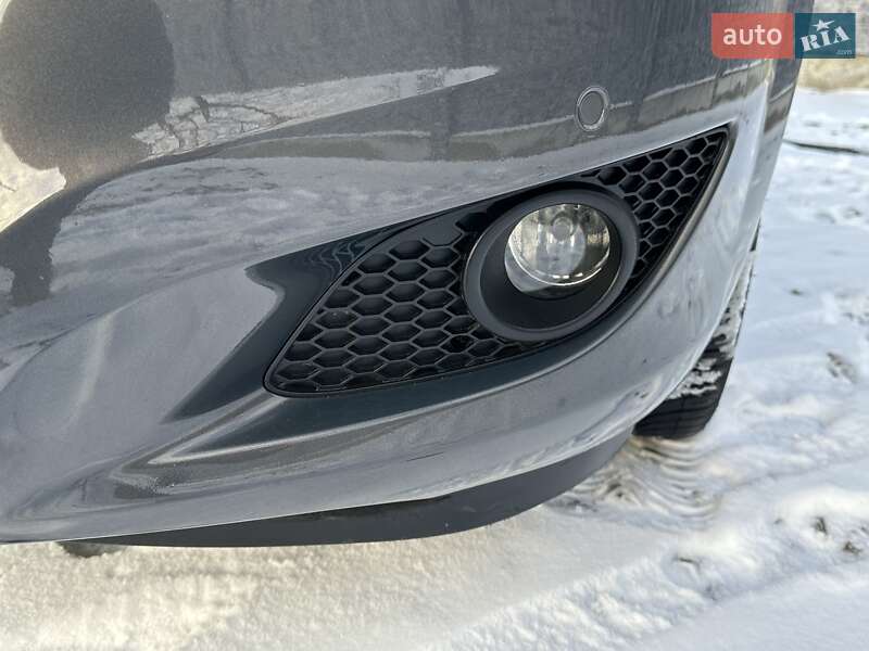 Мінівен Opel Zafira 2014 в Рівному