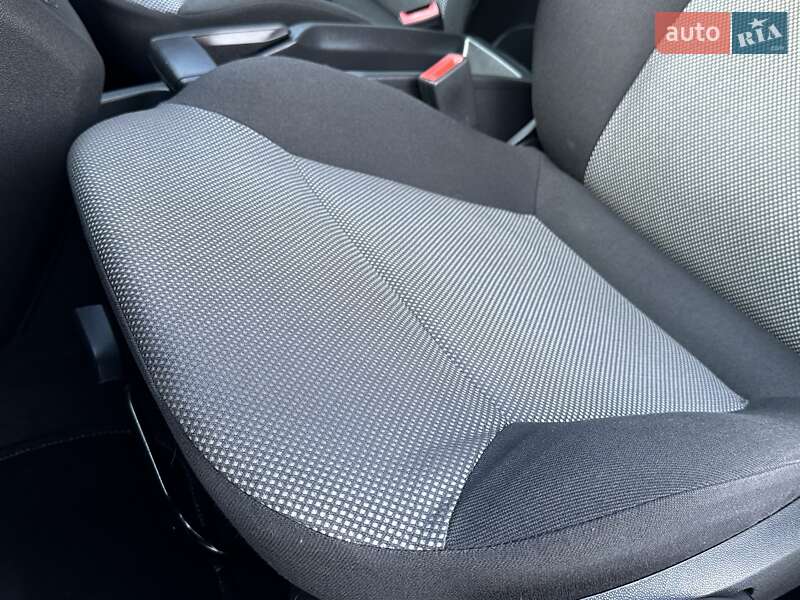 Мінівен Opel Zafira 2014 в Рівному