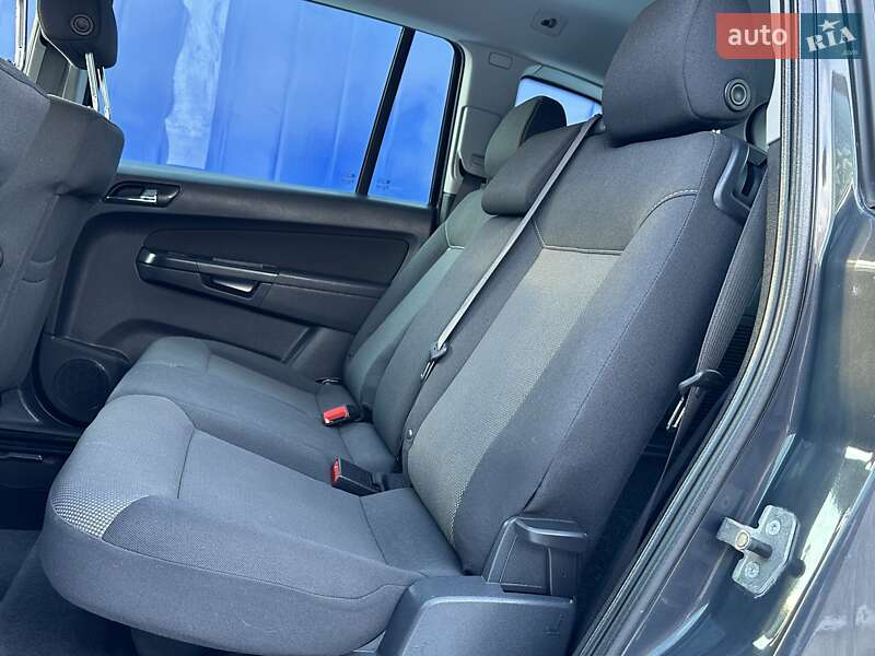 Мінівен Opel Zafira 2014 в Рівному