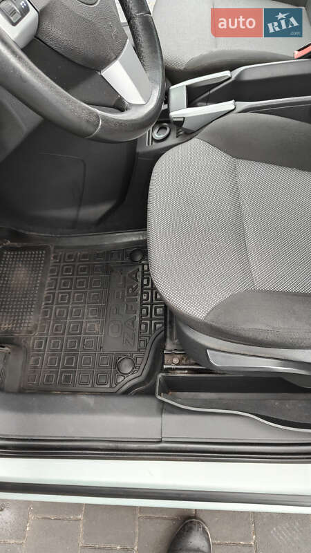 Минивэн Opel Zafira 2009 в Шептицькому фото 35 Минивэн Opel Zafira 2009 в Шептицькому