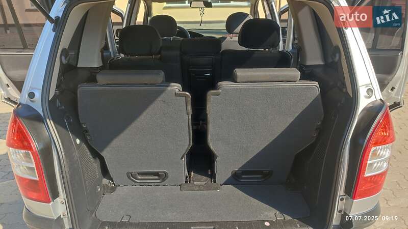 Мінівен Opel Zafira 2004 в Тернополі