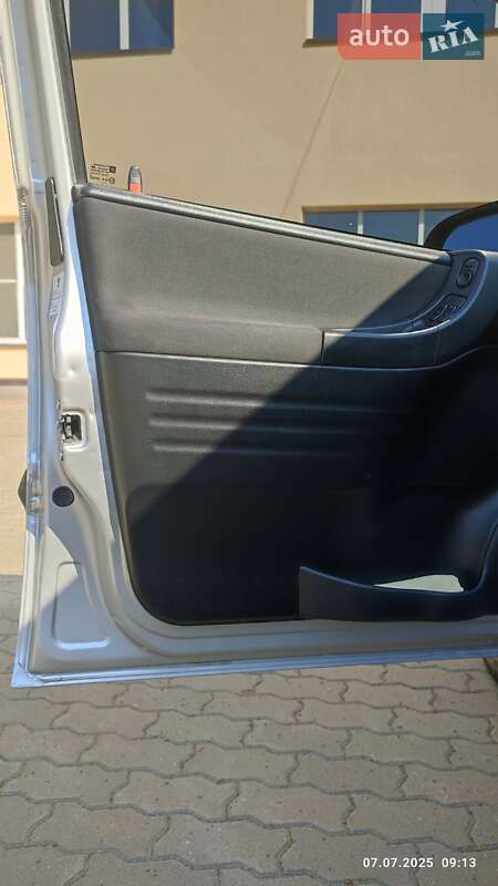 Мінівен Opel Zafira 2004 в Тернополі