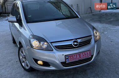 Мінівен Opel Zafira 2014 в Луцьку