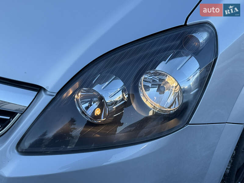 Мінівен Opel Zafira 2011 в Рівному фото 14 Мінівен Opel Zafira 2011 в Рівному