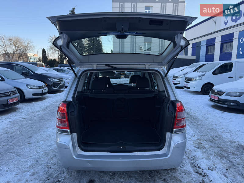 Мінівен Opel Zafira 2011 в Рівному фото 32 Мінівен Opel Zafira 2011 в Рівному