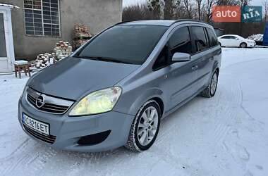 Минивэн Opel Zafira 2008 в Луцке