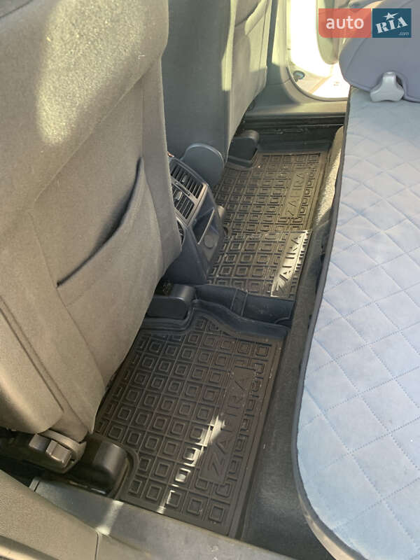 Минивэн Opel Zafira 2013 в Киеве фото 8 Минивэн Opel Zafira 2013 в Киеве