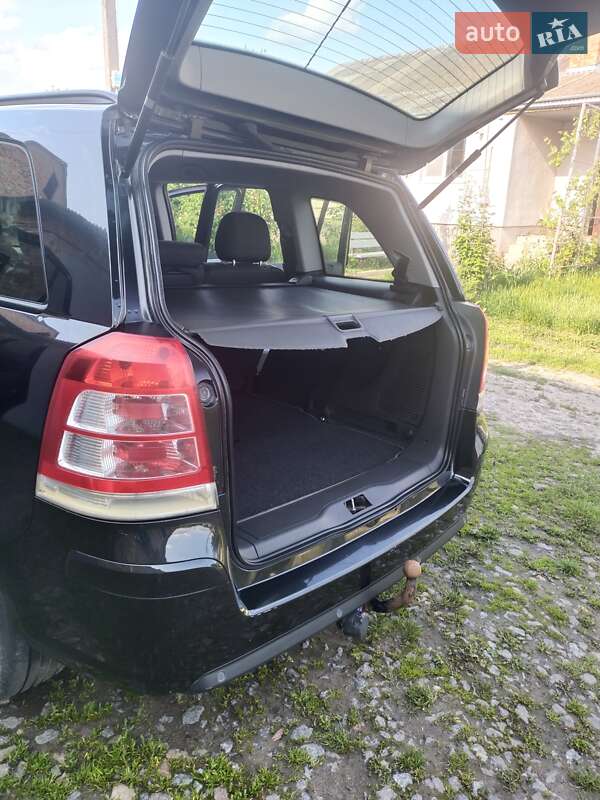 Мінівен Opel Zafira 2013 в Хмельницькому