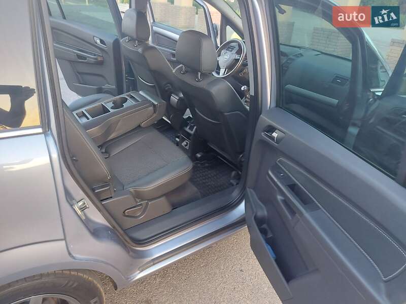 Минивэн Opel Zafira 2010 в Краматорске фото 11 Минивэн Opel Zafira 2010 в Краматорске