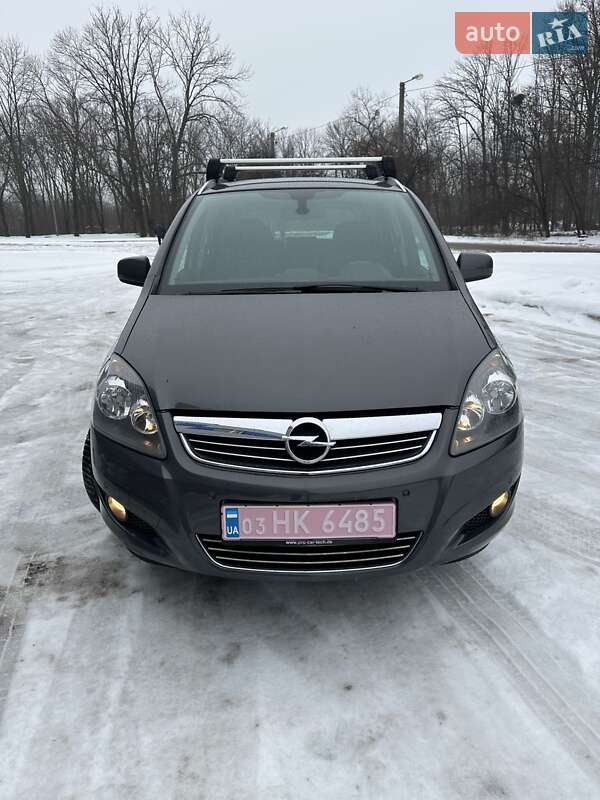 Минивэн Opel Zafira 2012 в Харькове фото 8 Минивэн Opel Zafira 2012 в Харькове