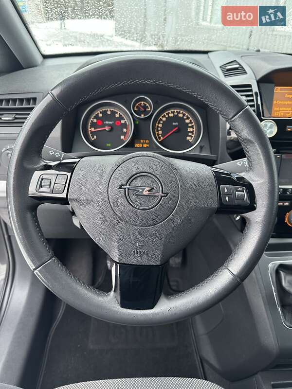 Минивэн Opel Zafira 2012 в Харькове фото 25 Минивэн Opel Zafira 2012 в Харькове