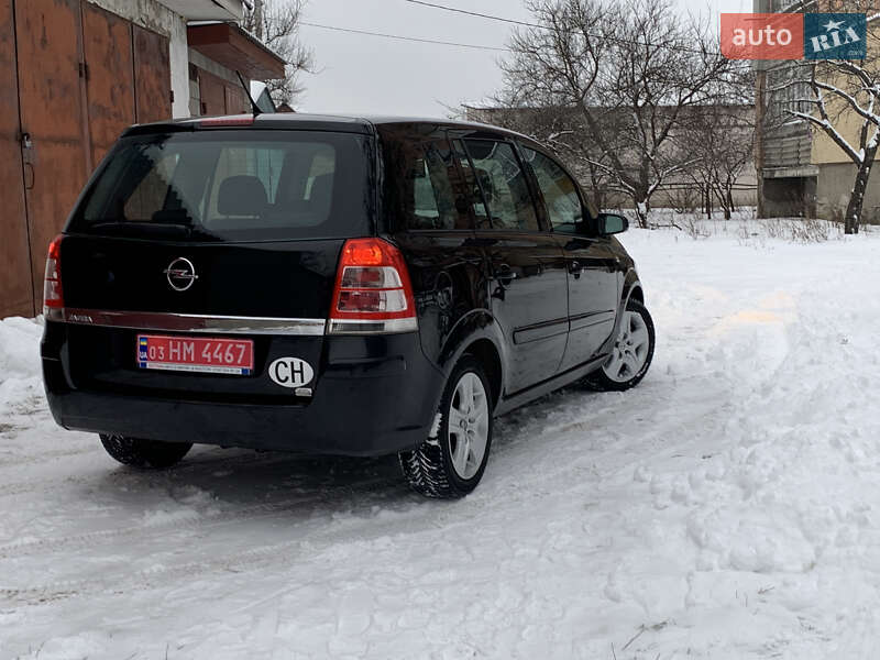 Мінівен Opel Zafira 2009 в Сарнах
